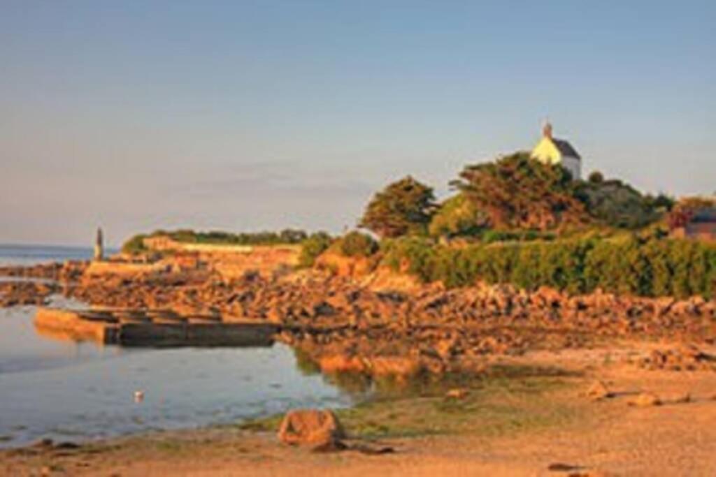 Kermaravel, Le Petit Manoir En Bord De Mer. 圣波勒-德莱昂 外观 照片